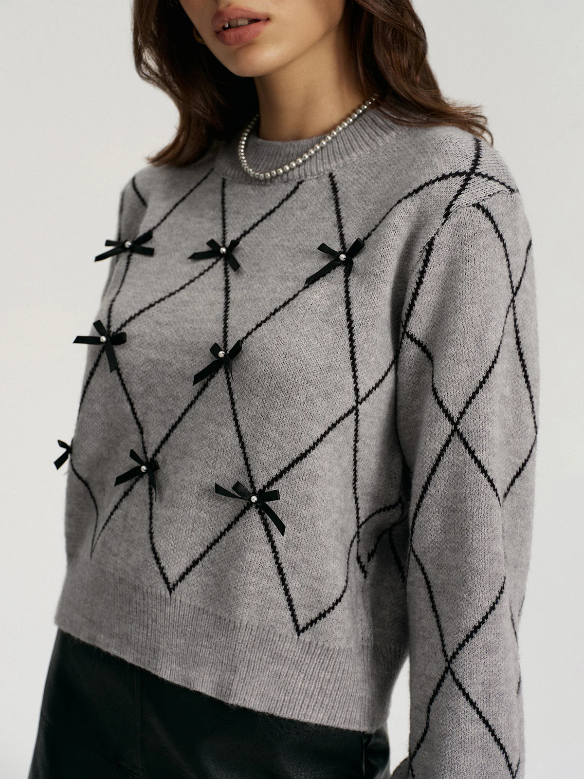 Argyle Bow Detail Sweater - Image 2