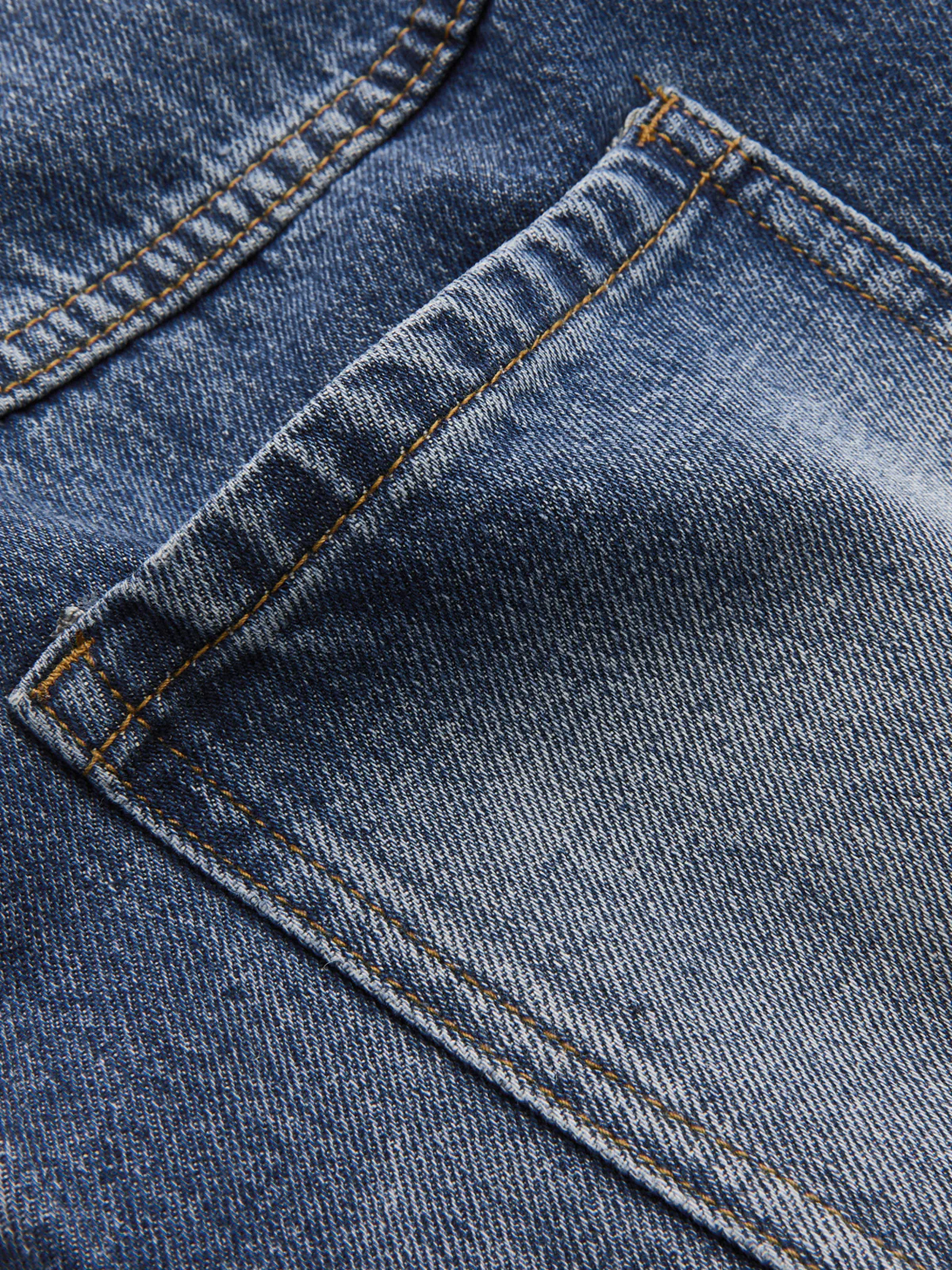 Asymmetric Waistband Mid-Waist Balloon Jeans - Image 4