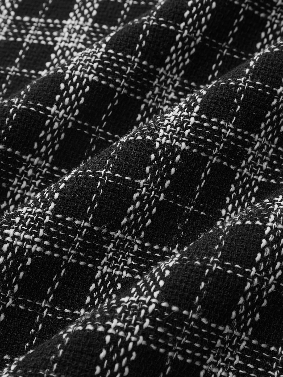 Belted Plaid Tweed Skirt - Image 3