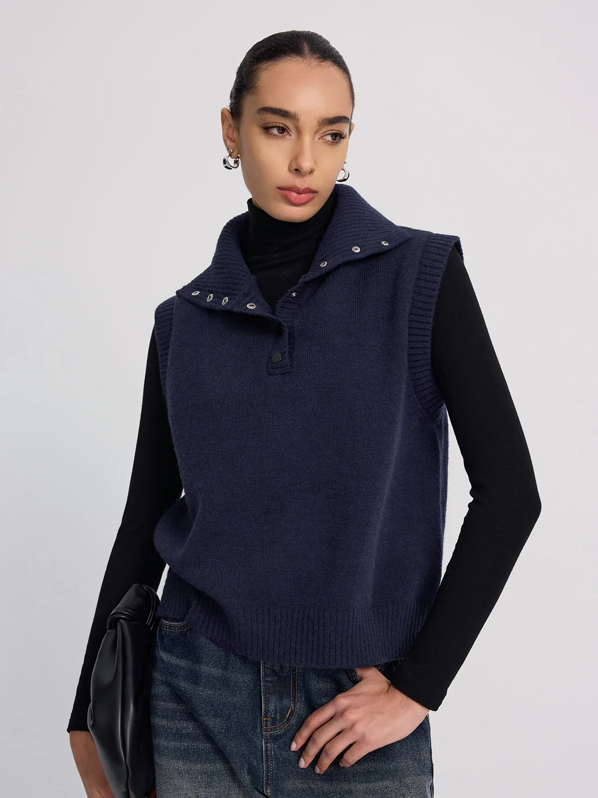 Button-Detail Collared Knit Vest - Image 3
