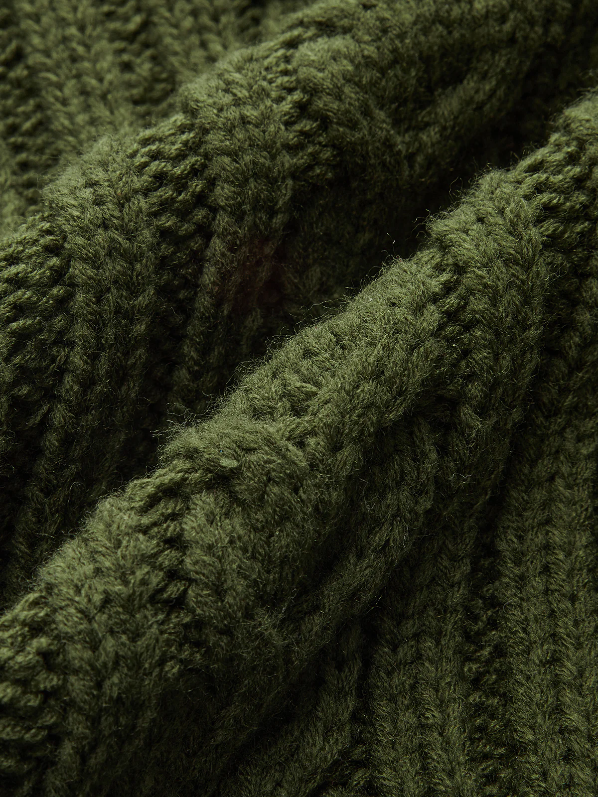 Cable Knit Sleeveless Sweater Vest - Image 3