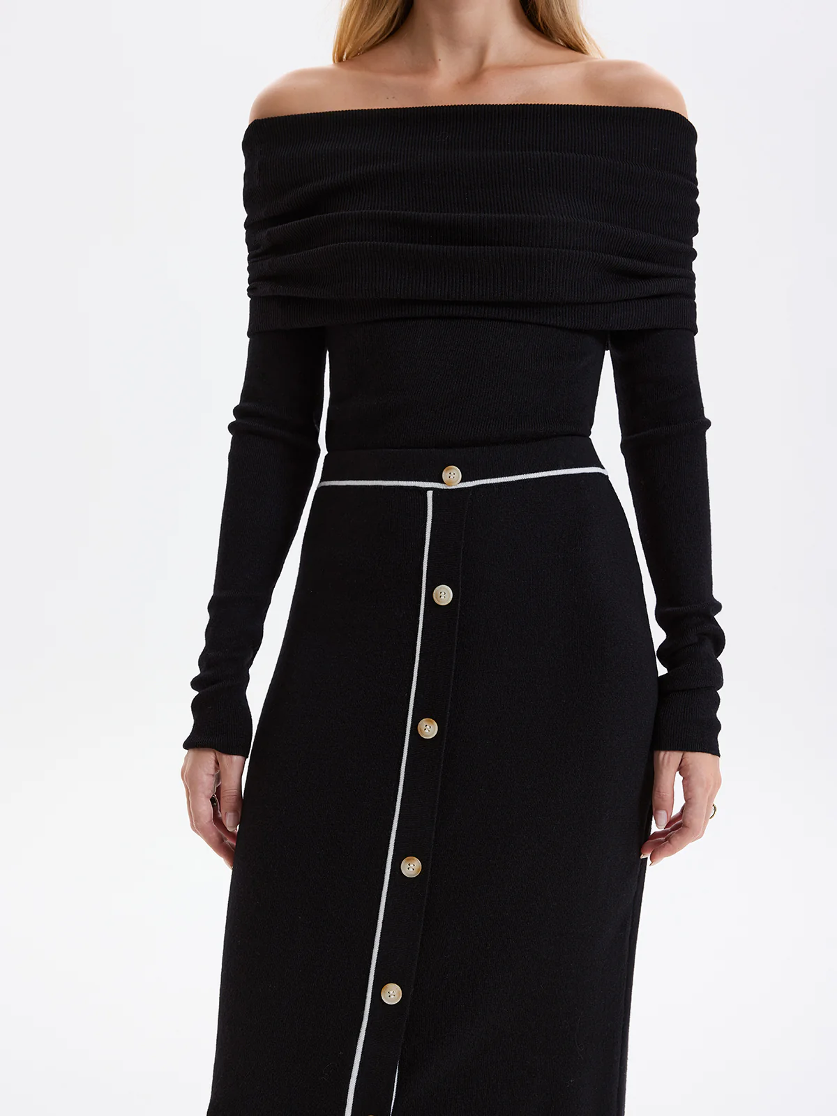 Contrast-Trim Button-Front Maxi Knit Skirt - Image 4