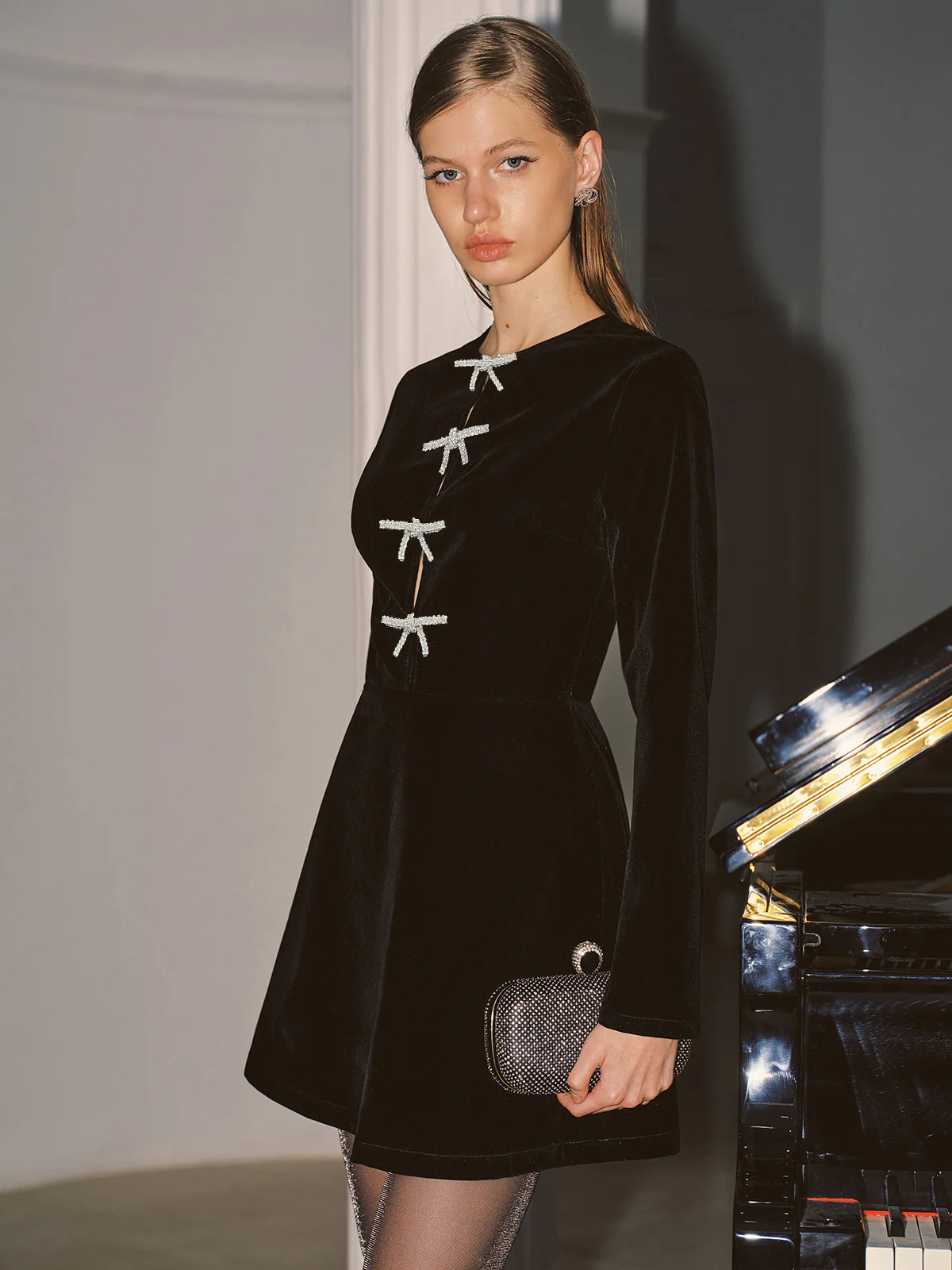 Crystal Bow Detail Velvet Mini Dress - Image 5