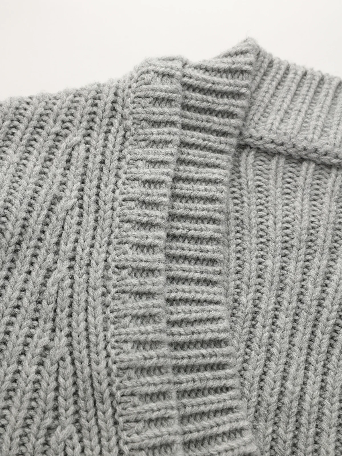 Cuffed Sleeve Ribbed Knit V-Neck Sweater - Image 4