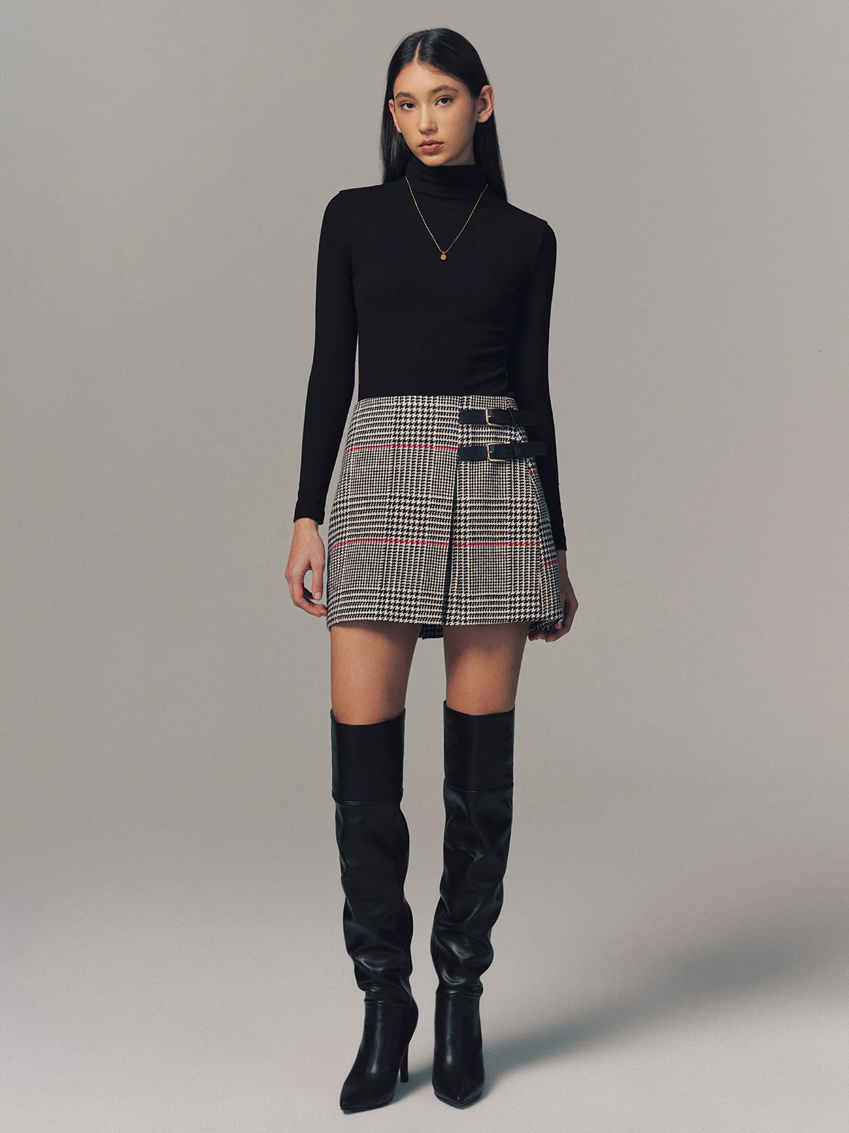 Double Belt Accent Houndstooth Mini Skirt - Image 4