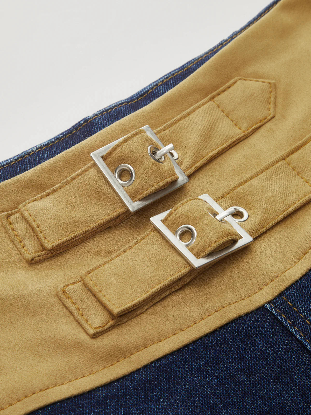 Double Buckle Suede Waist Wide-Leg Jeans - Image 4
