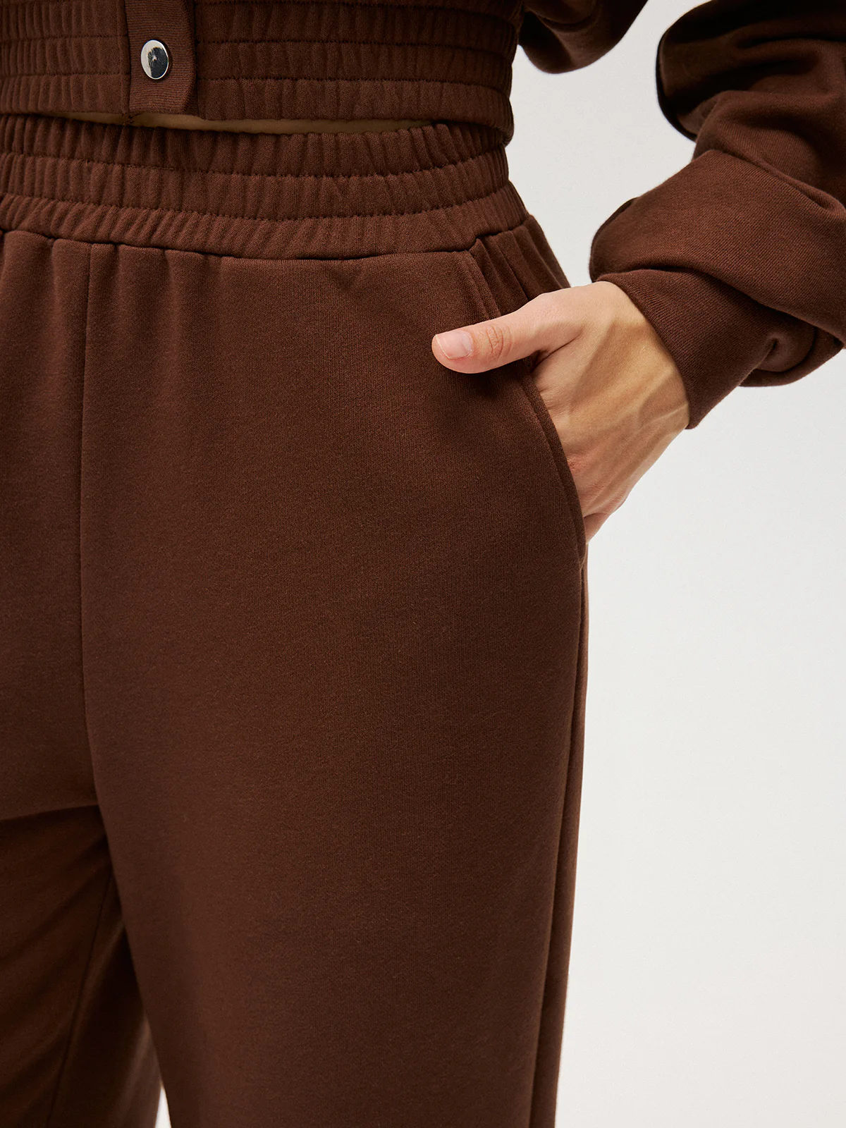 Elastic-Waist Straight-Leg Sweatpants - Image 4