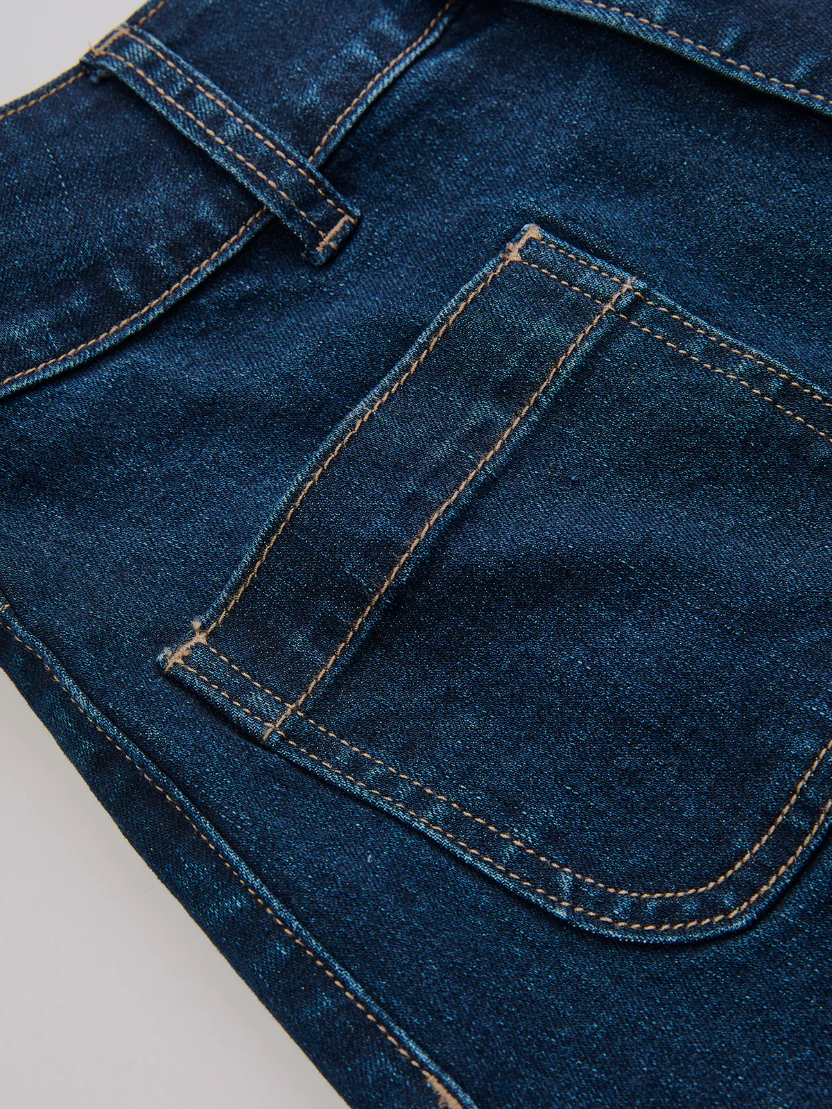 High-Waist Denim Straight-Leg Jeans - Image 4