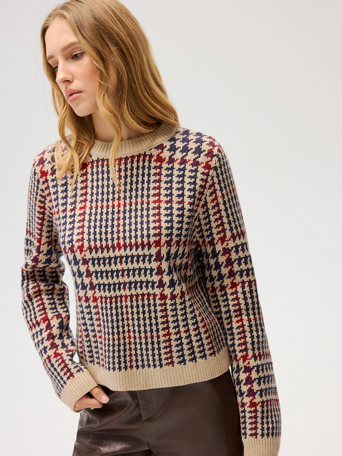 Houndstooth Crew Neck Sweater - Image 4