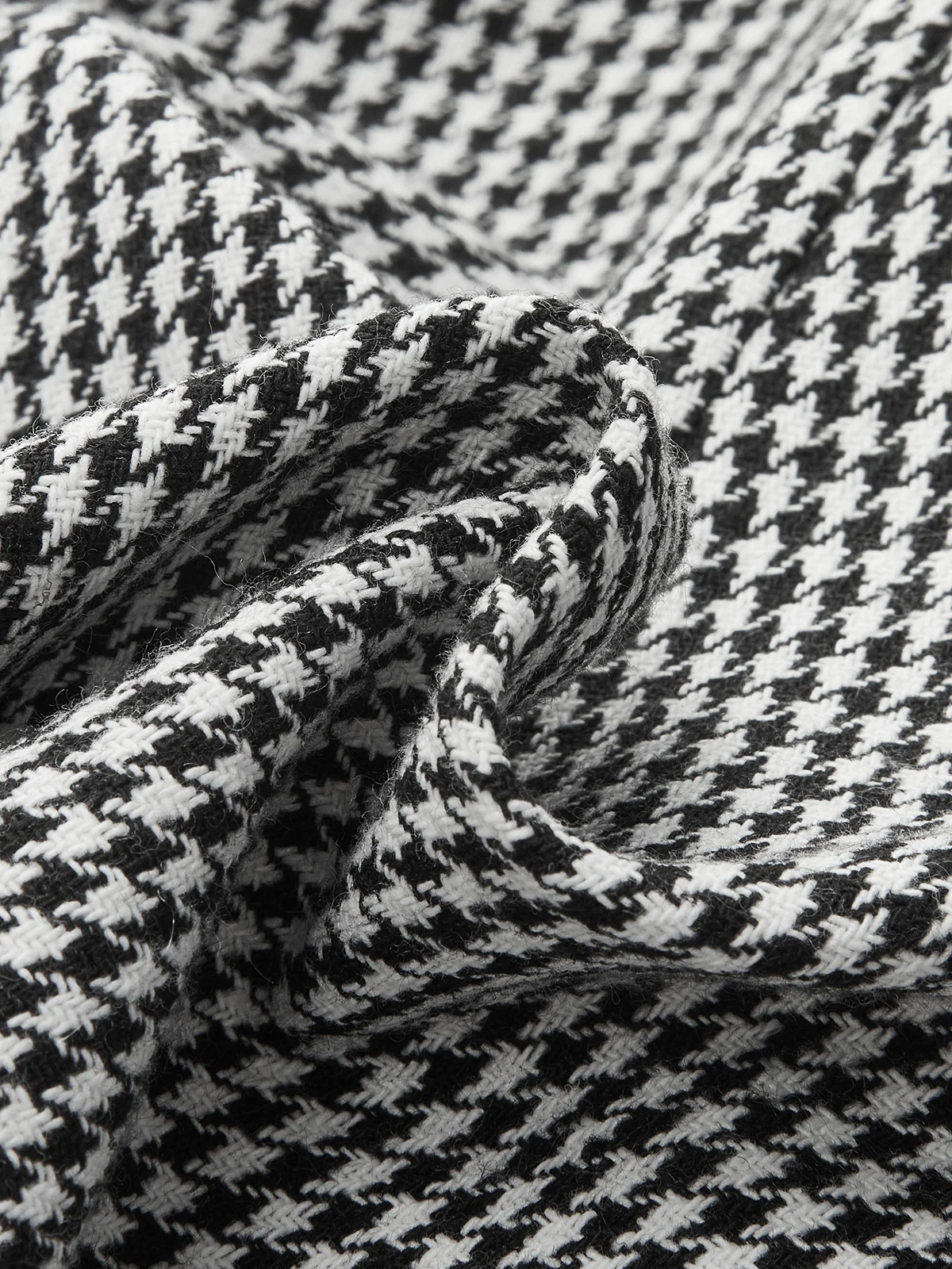 Houndstooth Tweed Double-Breasted Mini Skirt - Image 3