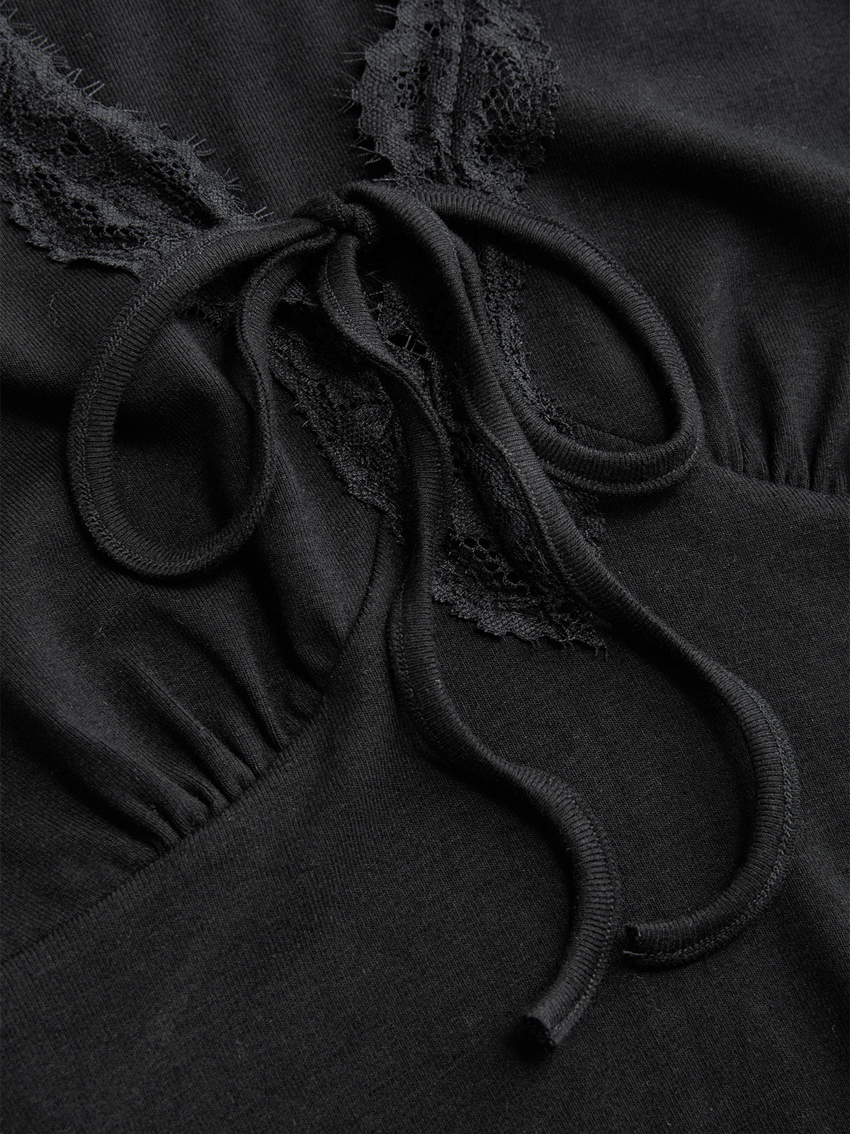 Lace Trim Tie-Front Fitted Short-Sleeve Top - Image 4