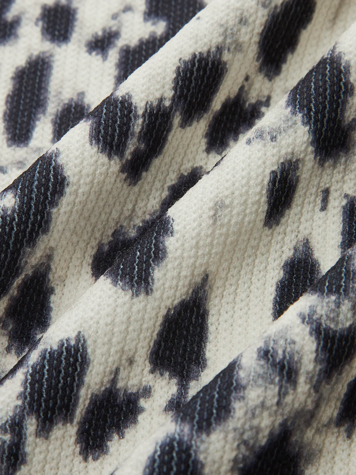 Leopard Print Ribbed Mock Neck Top - Image 4