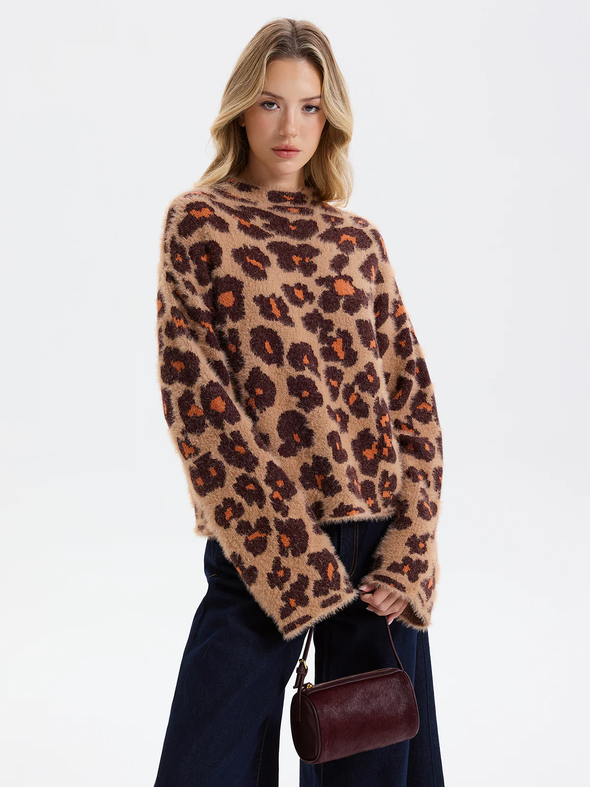 Loose Leopard Jacquard Fuzzy Sweater without Belt - Image 3