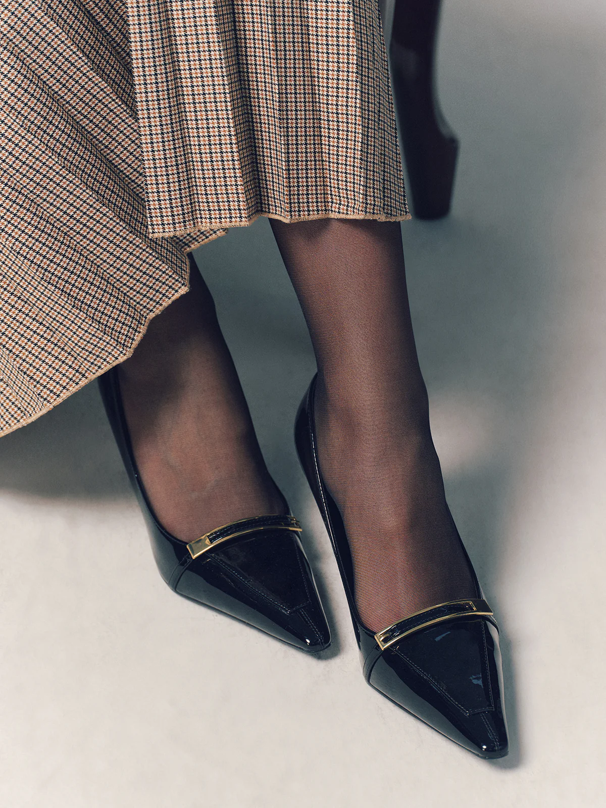 Metal Buckle Pointed-Toe Pumps - Image 5