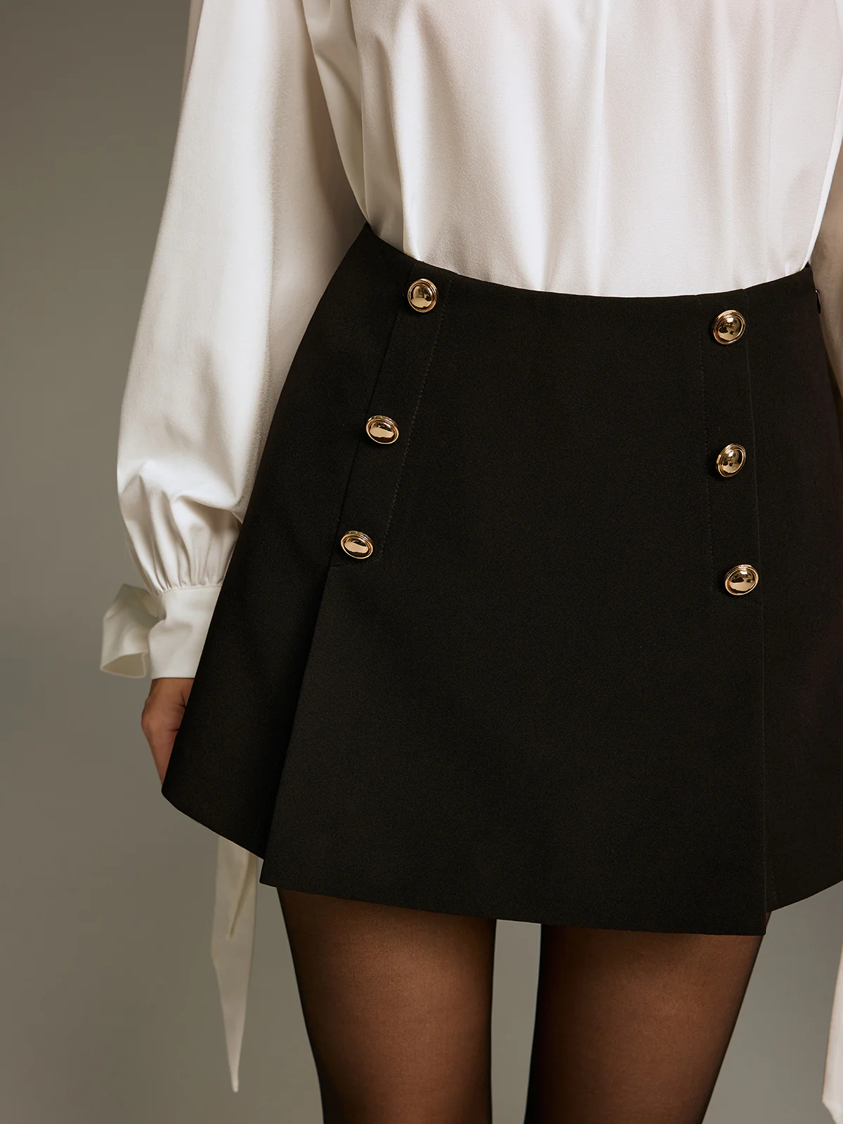 Metal Detail Pleated Mini Skirt - Image 4