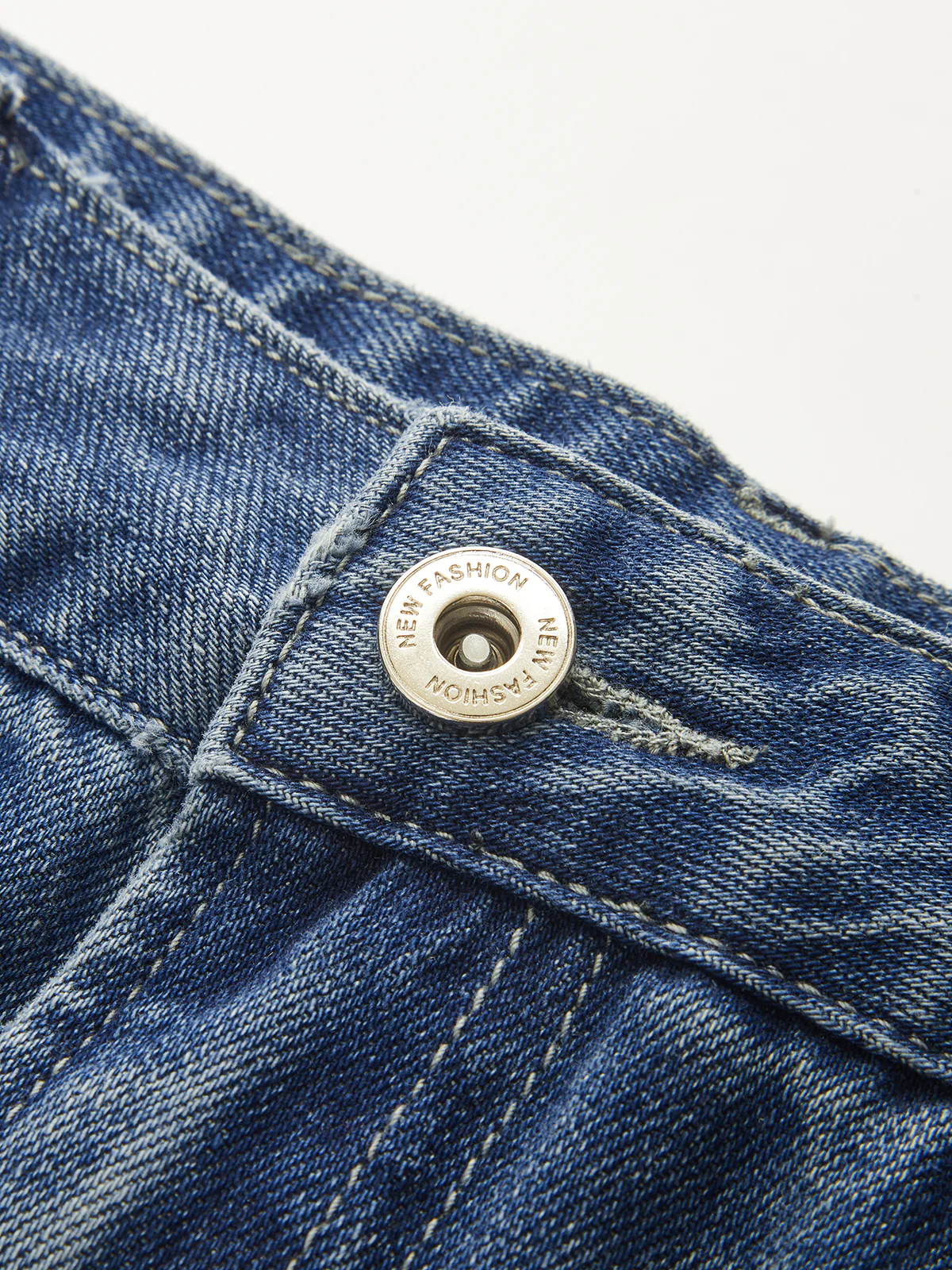Mid-Waist Curved-Leg Jeans - Image 4