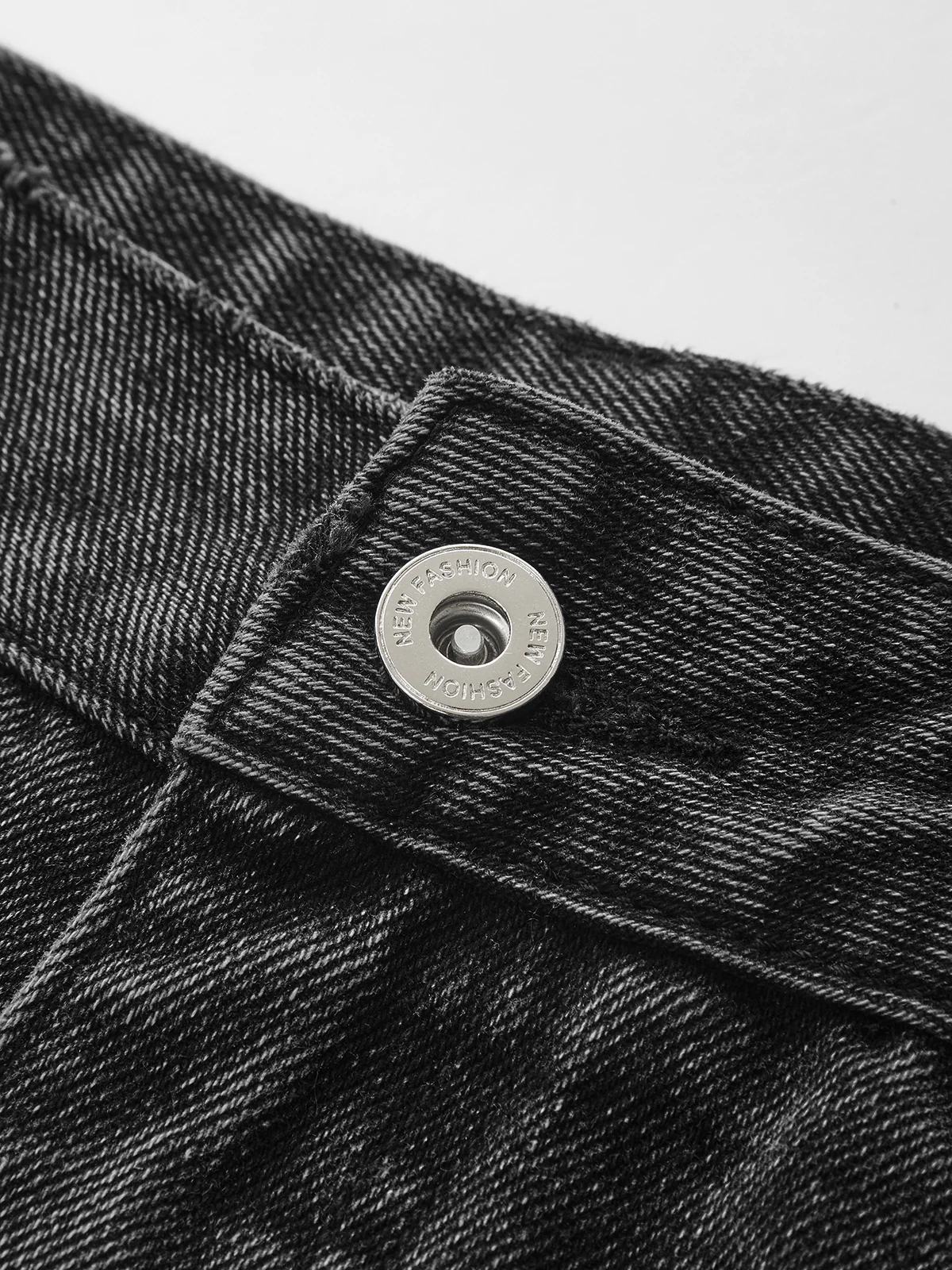 Mid-Waist Denim Curved-Leg Jeans - Image 4