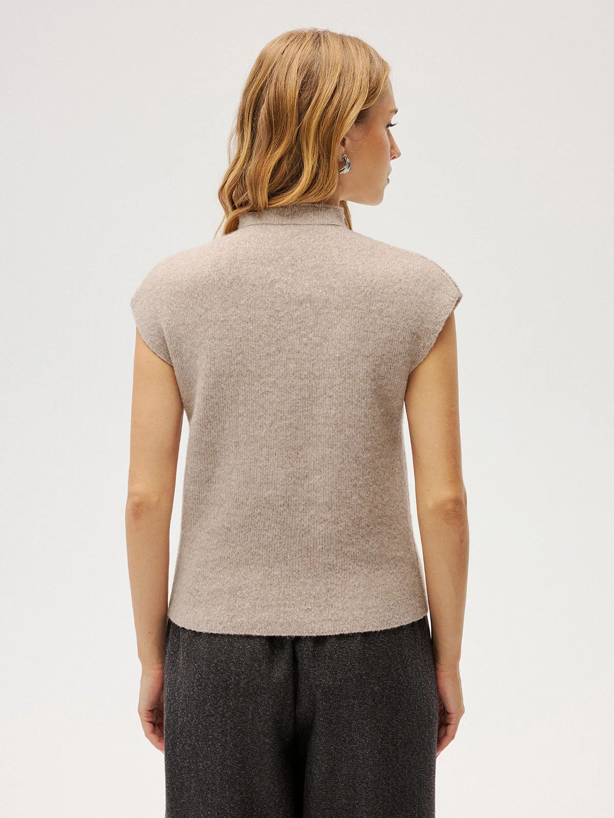 Mock Neck Sleeveless Knit Vest - Image 5