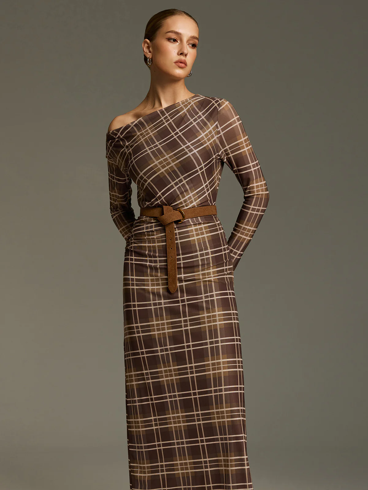 Plaid Mesh Off-Shoulder Maxi Dress without Belt