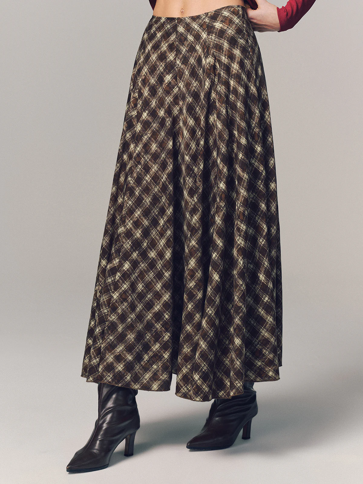 Plaid Pleated Maxi Skirt - Image 5