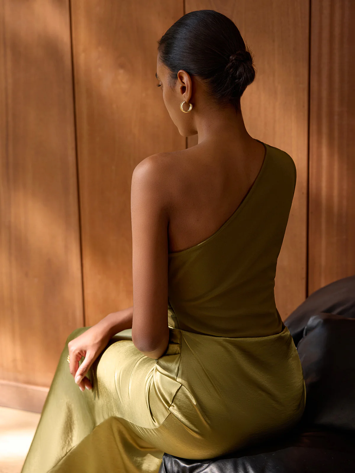 Satin One-Shoulder Ruched Maxi Dress - Image 5