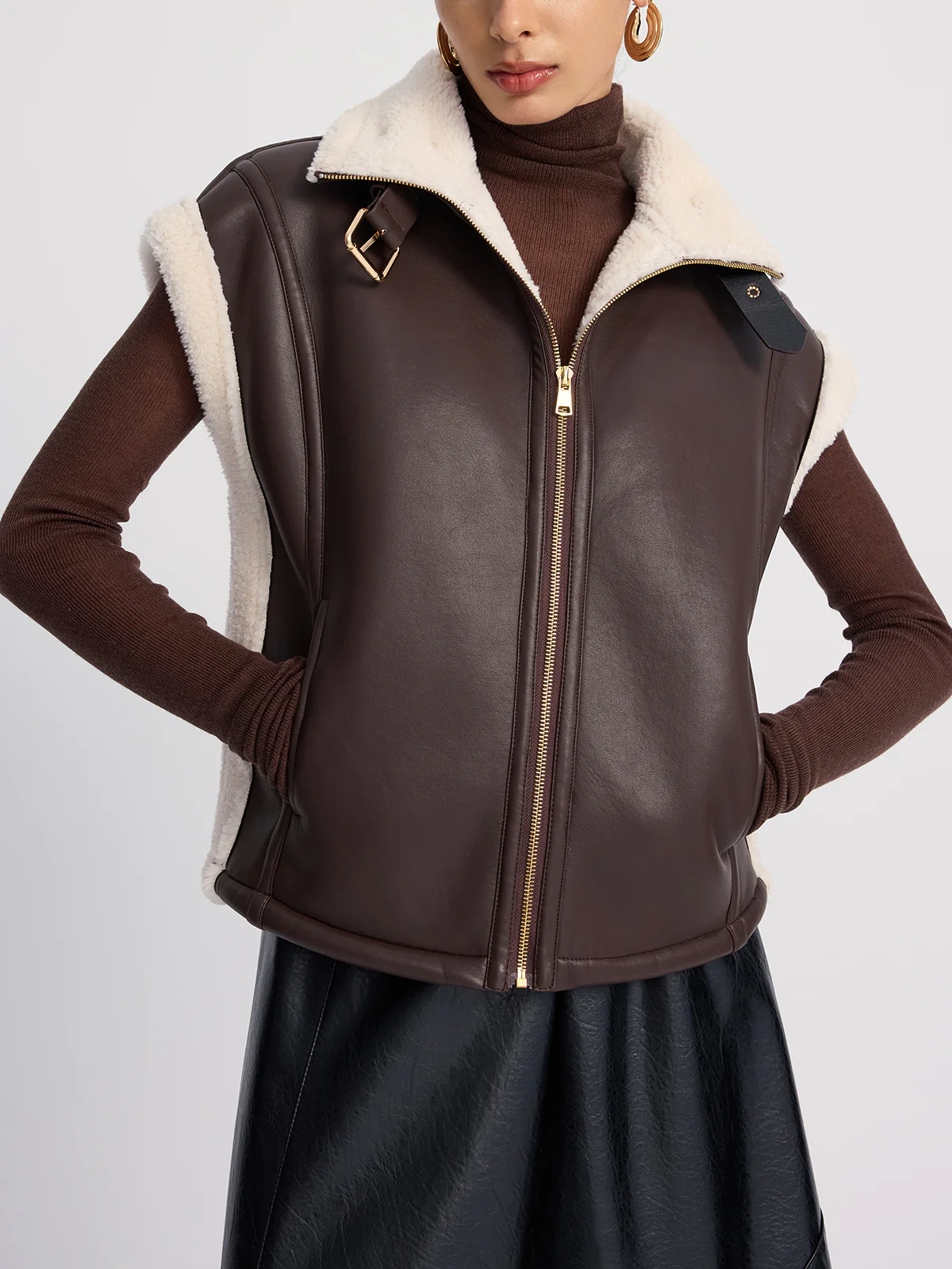 Shearling-Trimmed Faux Leather Sleeveless Vest - Image 5