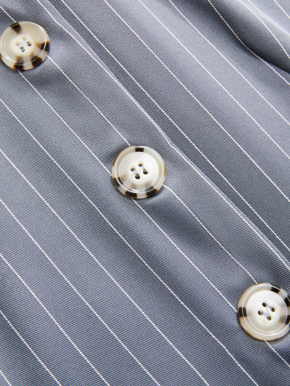 Striped Buttoned Vest & Pleated Shorts Set - Image 7