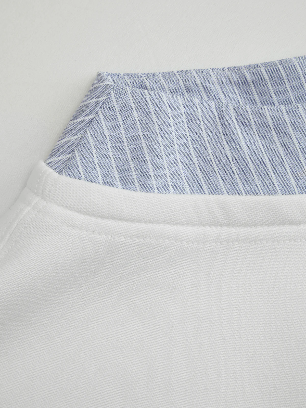 Striped Panel Off-Shoulder Sweatshirt - Image 5