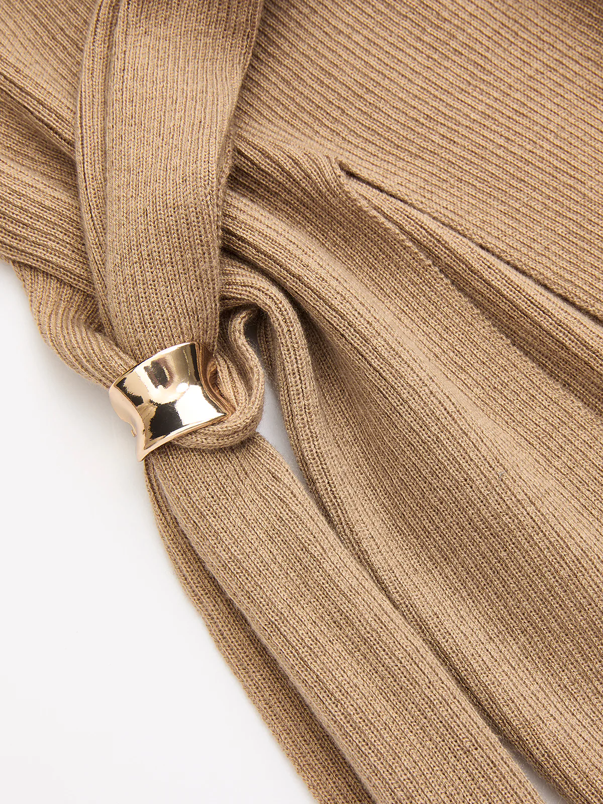 Twist Removable Metal-Ring Slit Knit Top - Image 4
