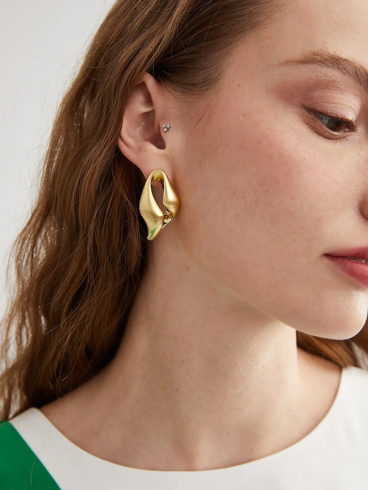Twisted Sculptural Hoop Earrings - Image 3