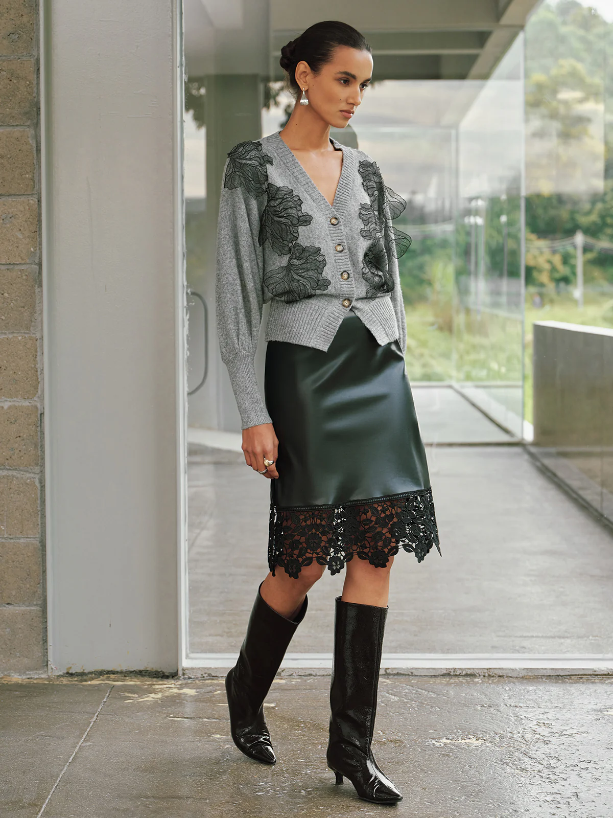 V-Neck Lace Flower Button Cardigan - Image 4