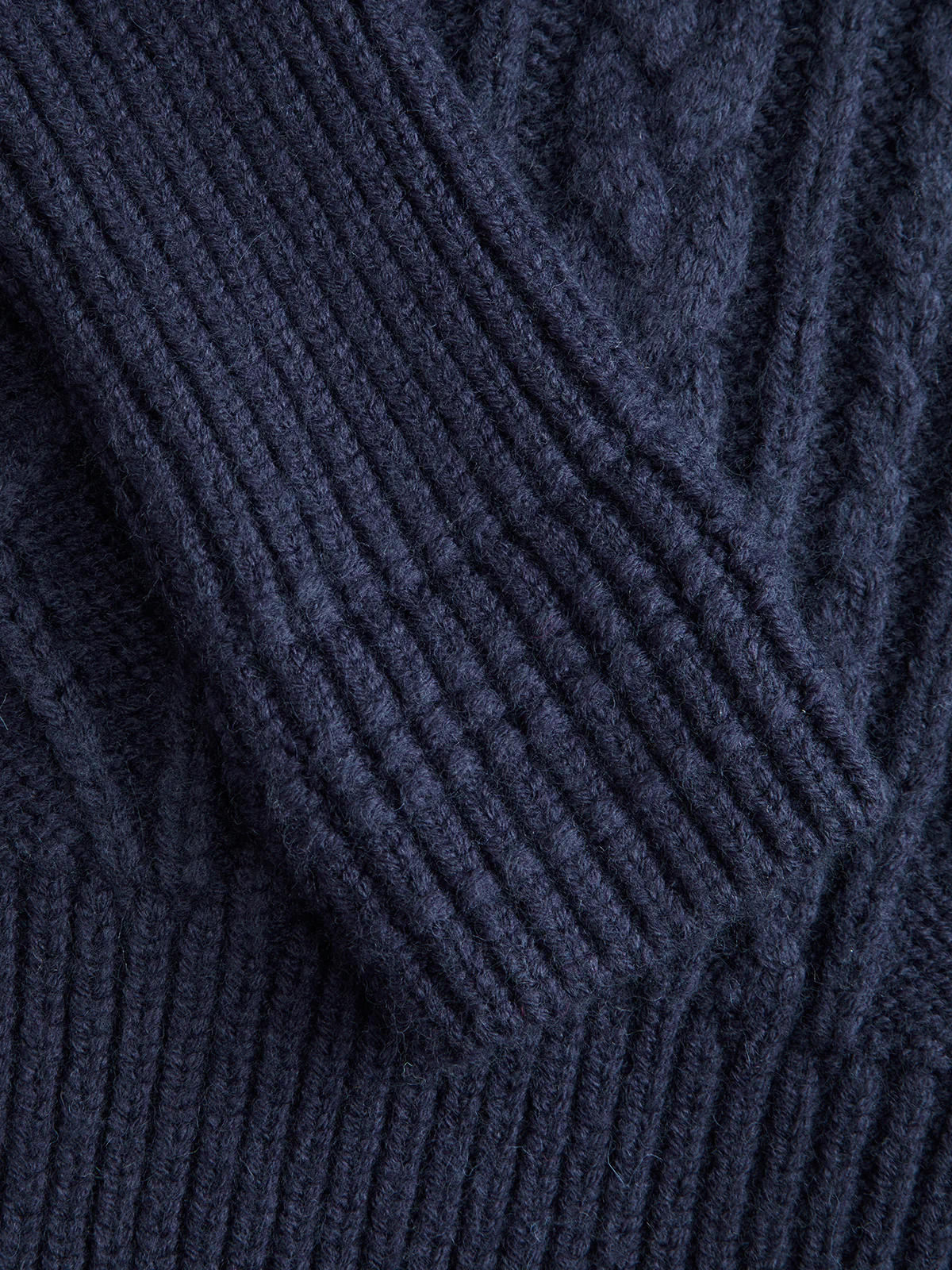 Wool-Blend Cable-Knit Waist-Defined Sweater - Image 4